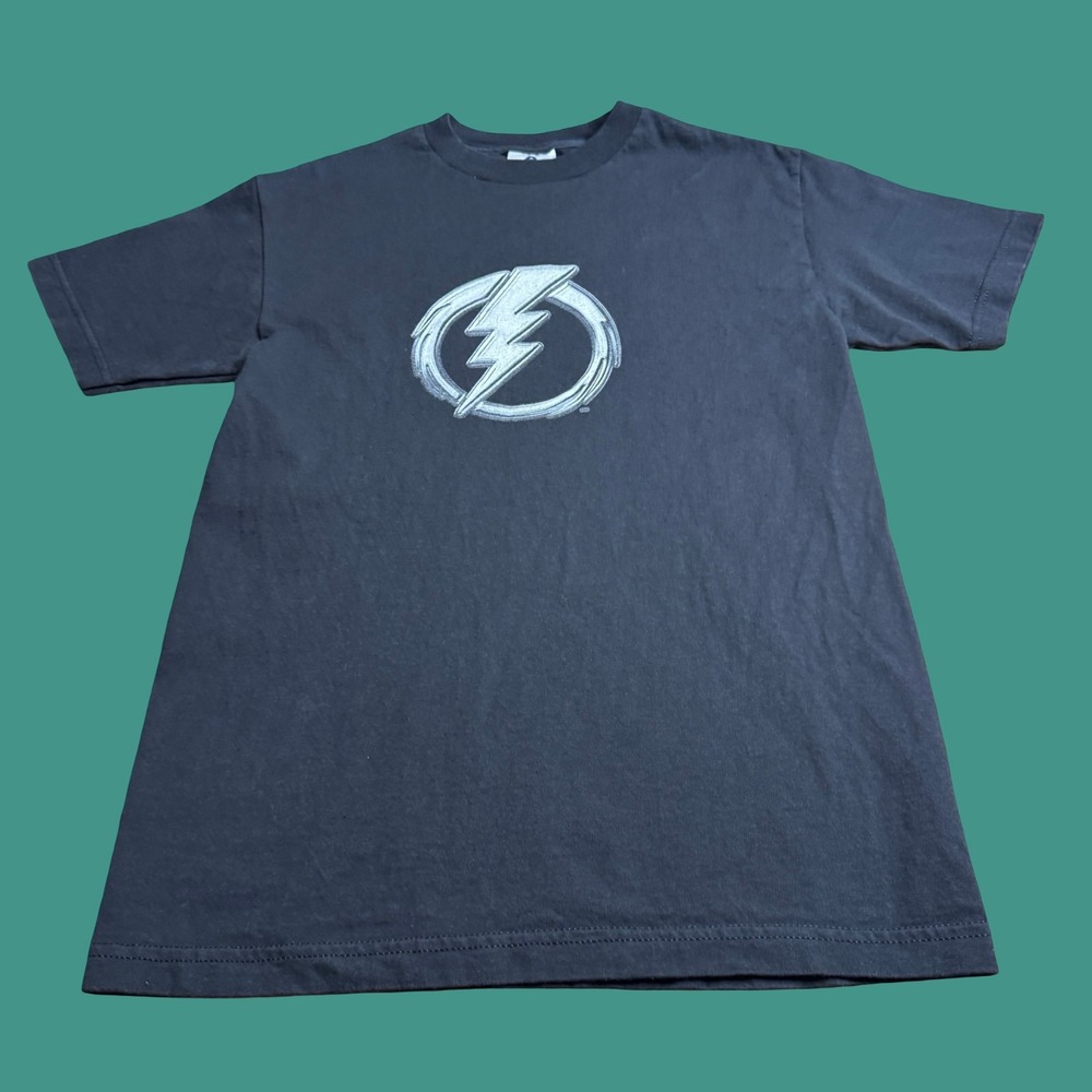 Tampa Bay Lightning NHL T Shirt Medium Black Gray Y2K Logo Hockey Graphic